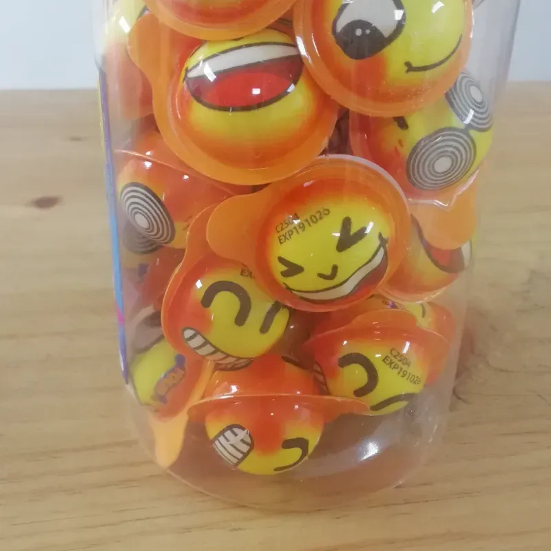 Gummy ball