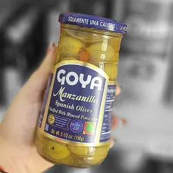 Aceitunas rellenas. GOYA