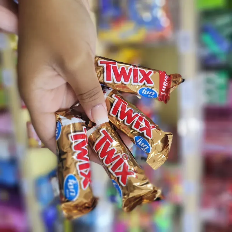 Twix . HERSHEY'S