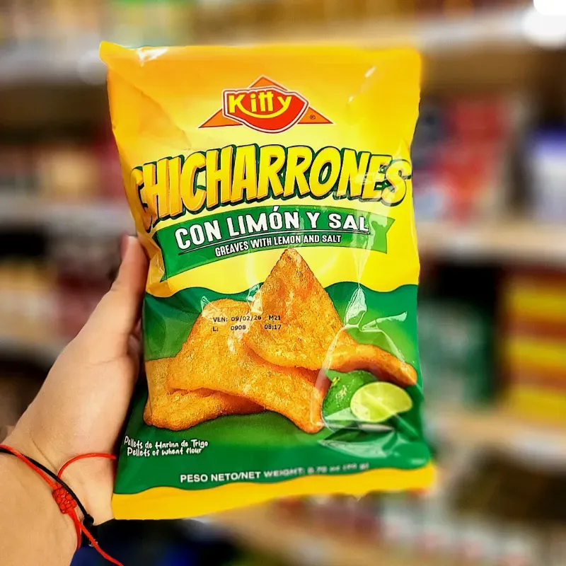Chicharrones con limon y sal 