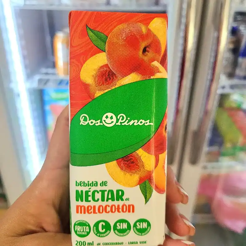 Jugo de melocotón. DOS🤗 PINOS