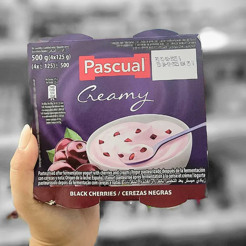 Yogurt de Cerezas Negras. PASCUAL