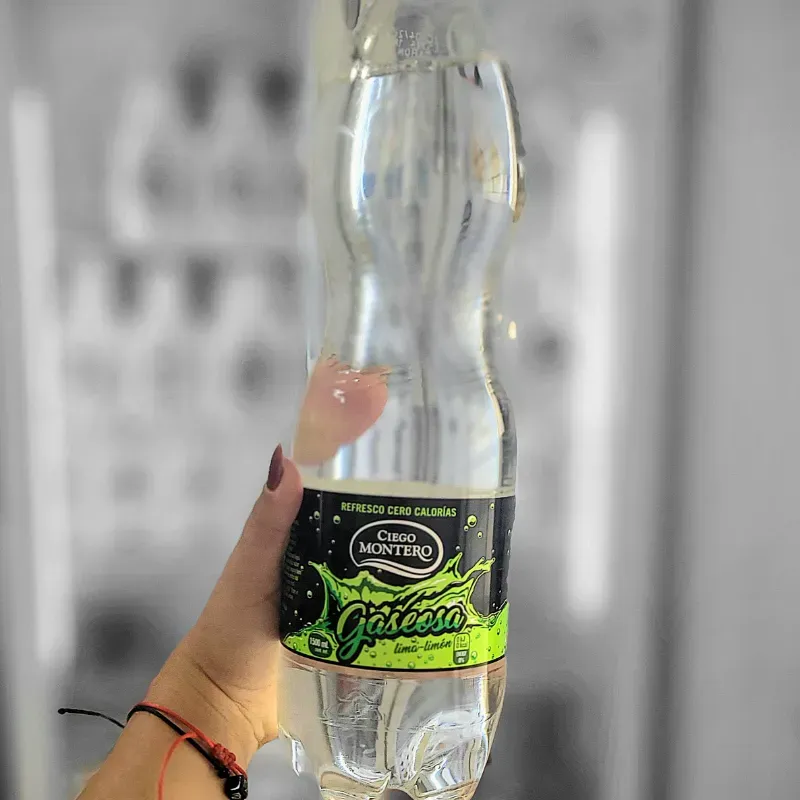 Refresco Pomo Limon 