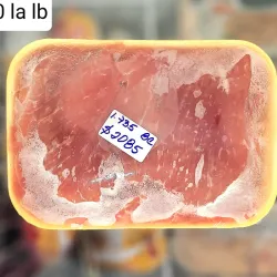 Bistec de cerdo. $1300 la libra