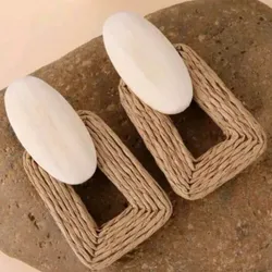 Aretes cuadrados