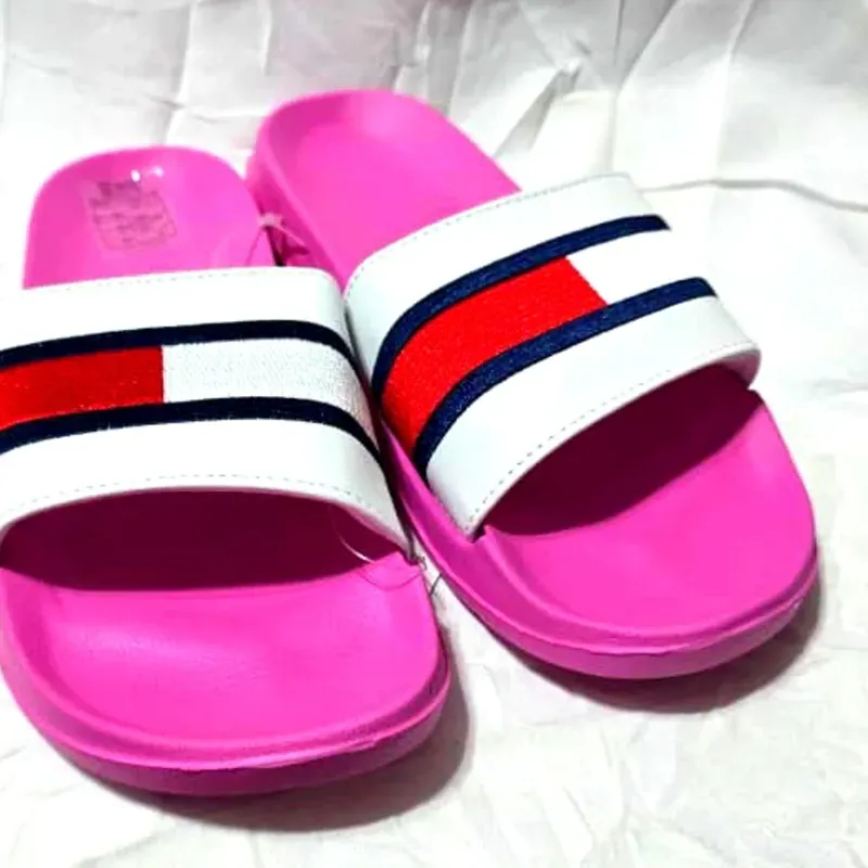 Chancletas Engomadas Rosadas y Blancas 