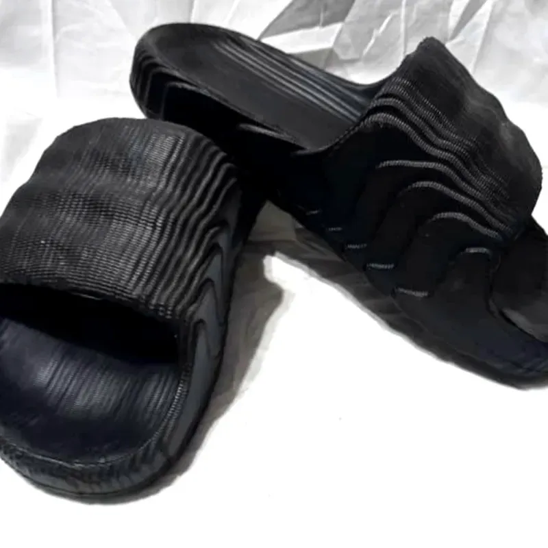 Chancletas Negras