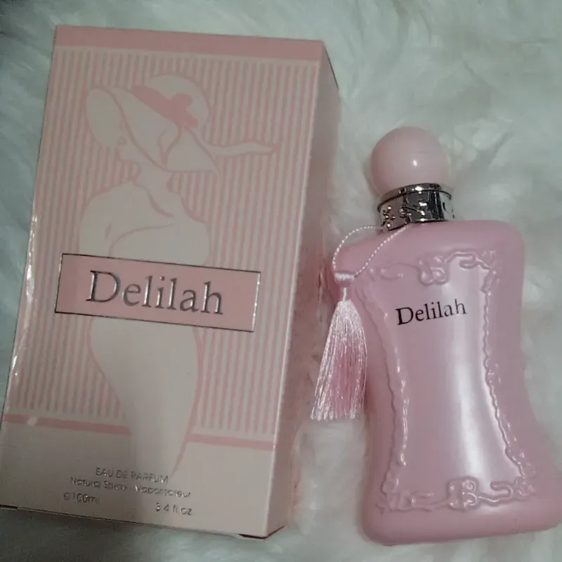 Perfume de mujer DELILAH