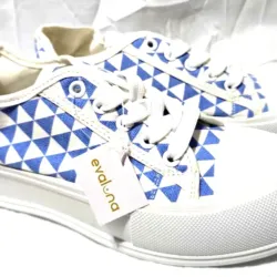 Tenis