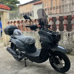 Moto automática Lexzuki 2026