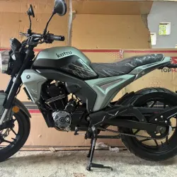 MOTO DE GASOLINA KATSU SNAPDRAGON,