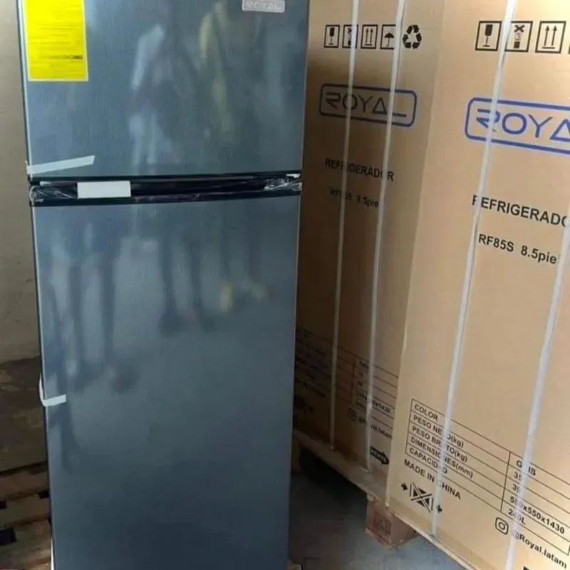 Refrigerador ❄️ Royal de 8.5 pies no es congelación seca poca escarcha 320 USD con transporte 🚘1 mes de garantía