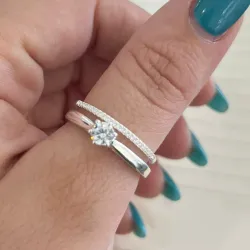 Anillo de compromiso