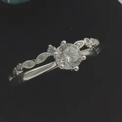 Anillo de compromiso