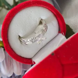 Anillo de compromiso