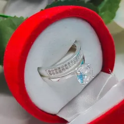 Anillo de compromiso