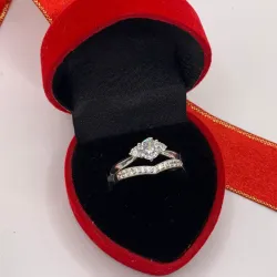 Anillo de compromiso