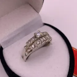 Anillo de compromiso