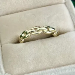 Anillo de eslabones