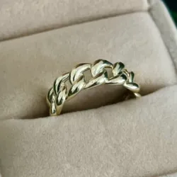 Anillo de eslabones