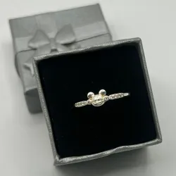 Anillo de Mickey Mouse