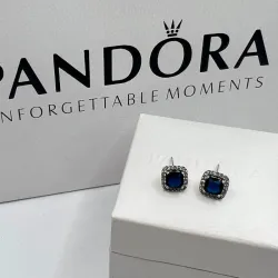Aretes de piedra azul