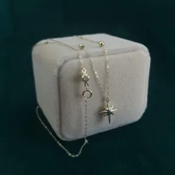Cadena con dije de destello