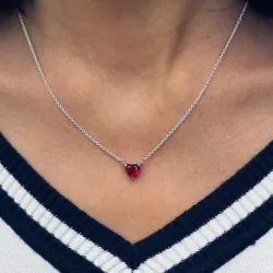 Cadena de corazón rojo