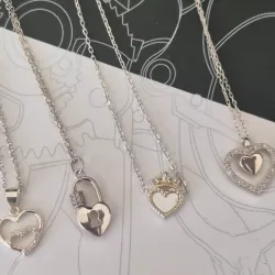 Cadenas de corazones