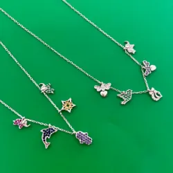 Cadenas de figuritas con piedritas