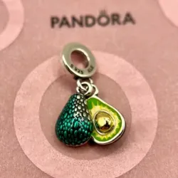 Charm de aguacate
