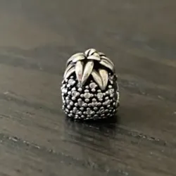 Charm de piña