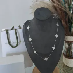 Collar de 7 tréboles