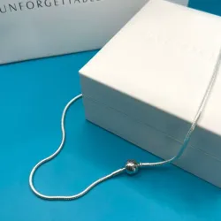 Collar Essence