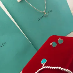 Conjunto de corazón azul