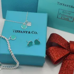 Conjunto de corazón azul