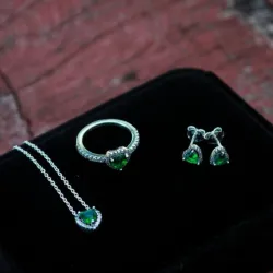 Conjunto de corazón verde