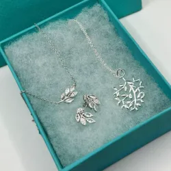 Conjunto de hojitas