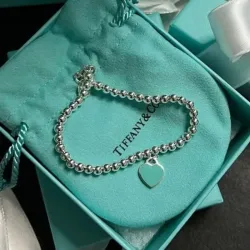 Pulsera de corazón azul