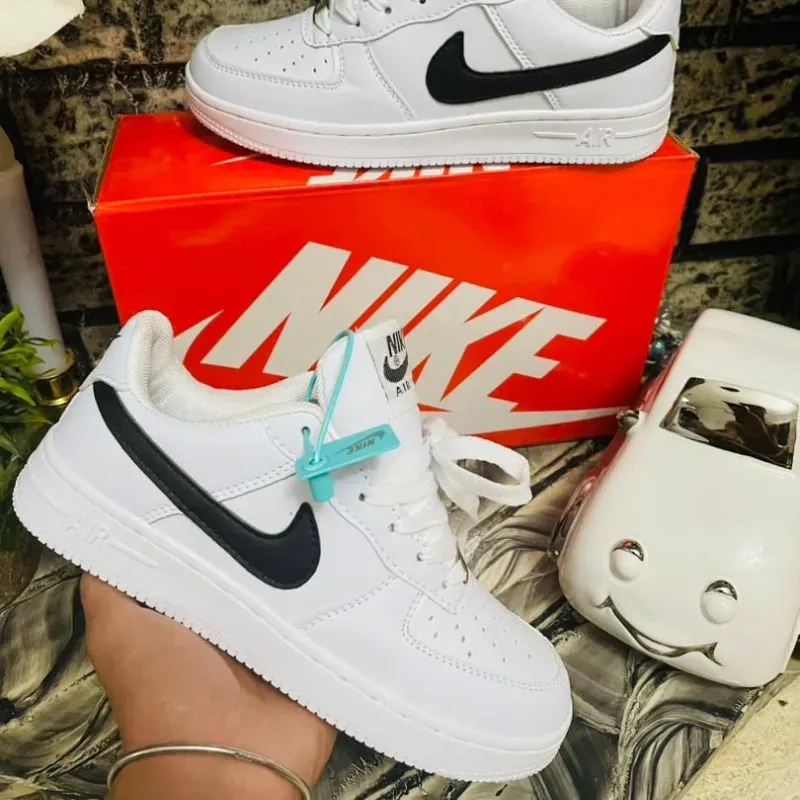 AFI Blanco con bastón Negro