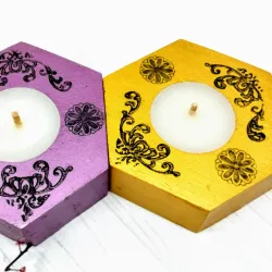 Vela con portavela de madera 