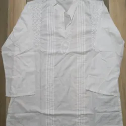 Blusas bordadas blancas