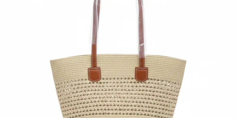 Bolso de paja con diseño