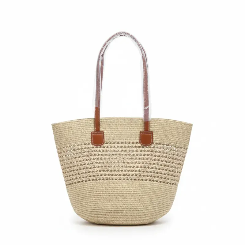 Bolso de paja con diseño