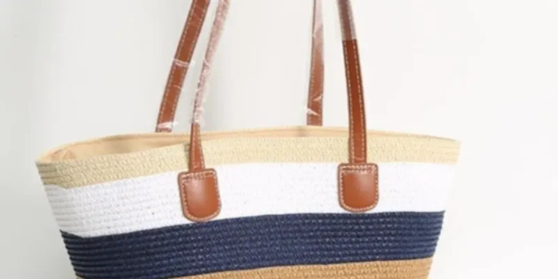 Bolso de paja lineas