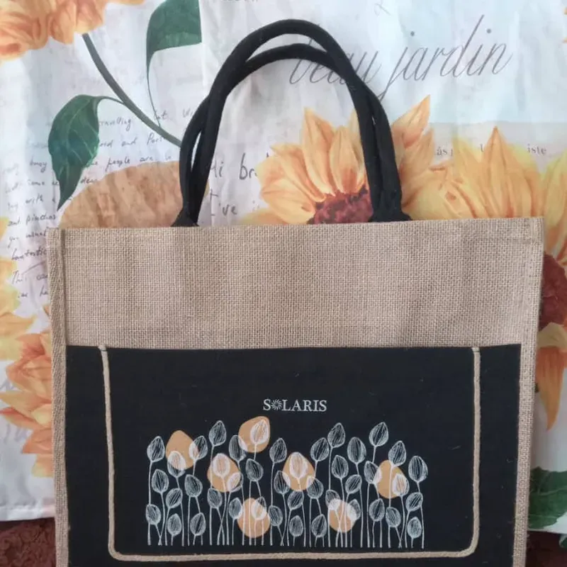Bolso de yute tulipanes