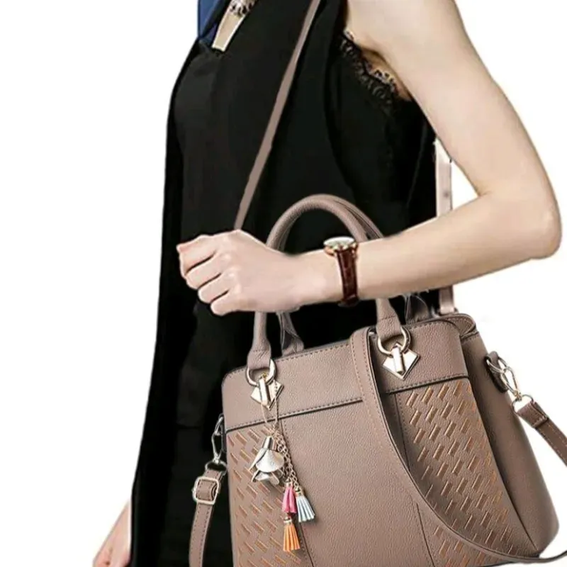 Bolso elegante doble asa con adorno