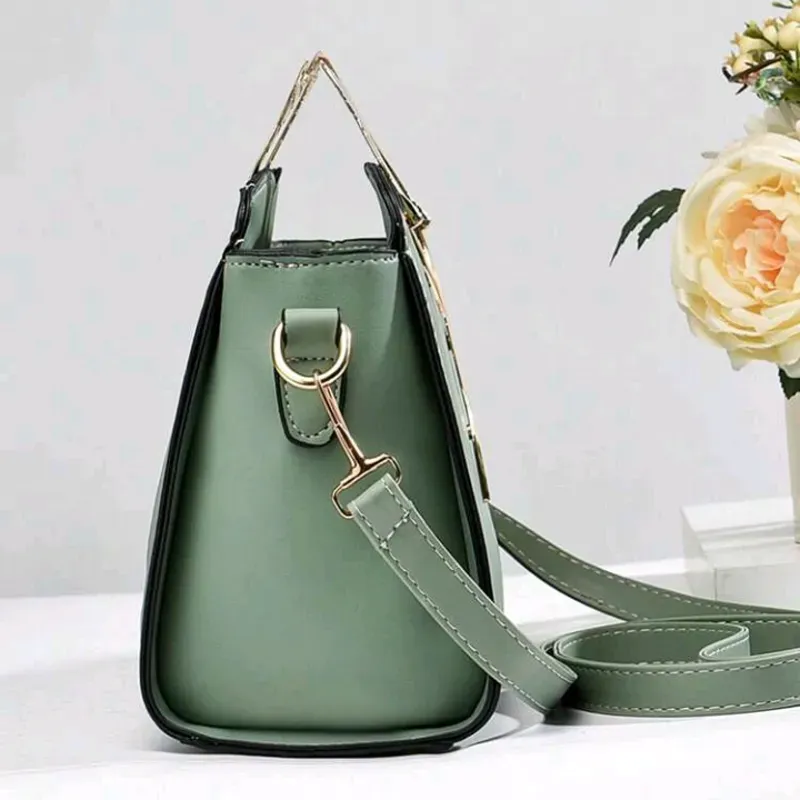 Bolso gatita dorada
