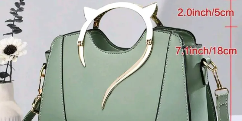 Bolso gatita dorada