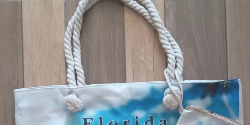 Bolso playero con monedero